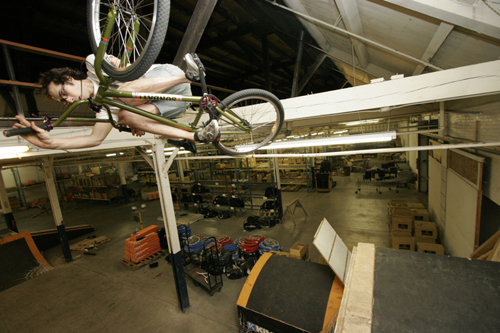 cruiser-bobby-inverted table