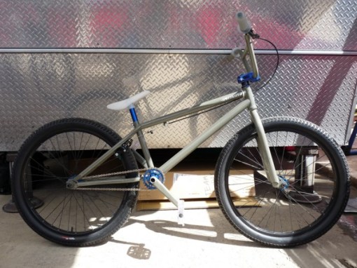 specialized-p24-dirt-jump-bike