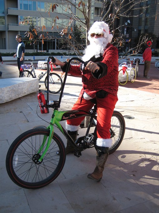 santa cruiser