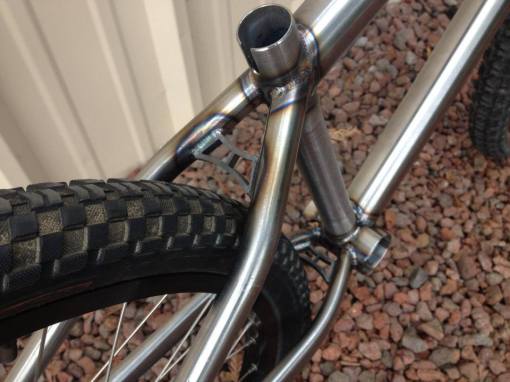 new Liquid 24in frame built by Solid