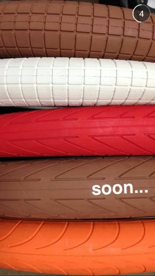 24 inch Chase Hawk tires snapchat colors