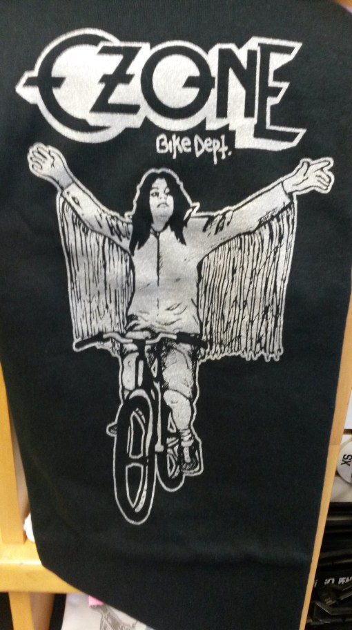ozone bike dept tee