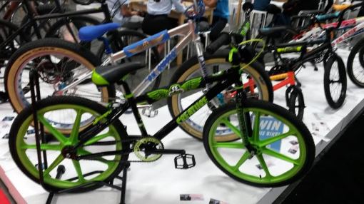 SE Creature 24 Interbike